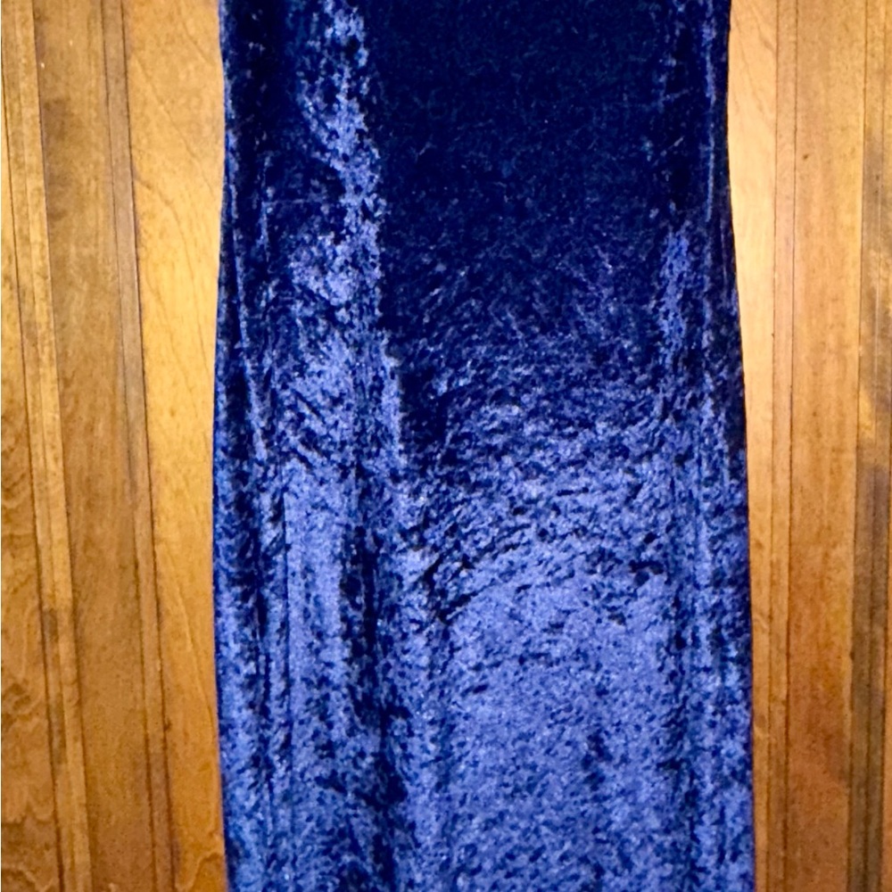 Elegant Blue Velvet Dress